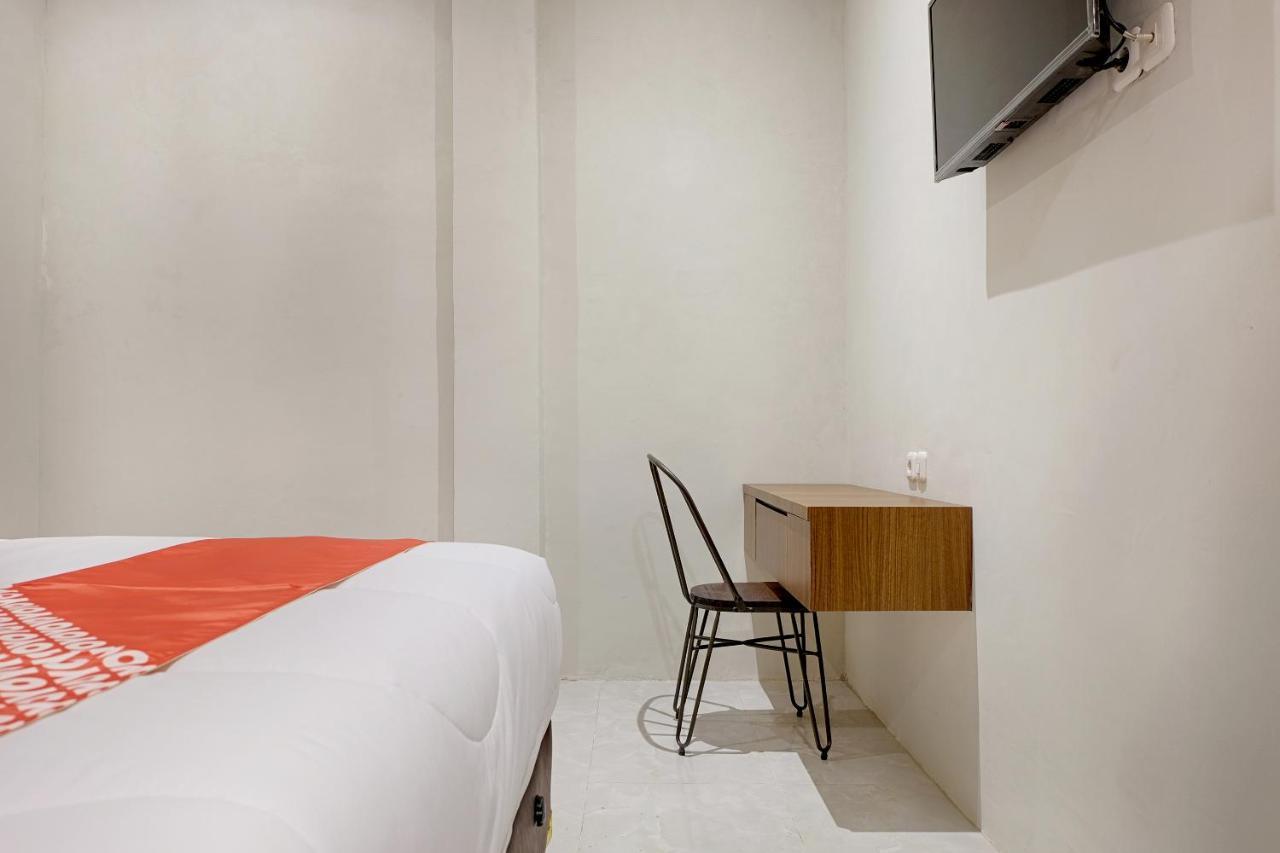 Super Oyo 2756 Anata Hotel Makassar Eksteriør billede